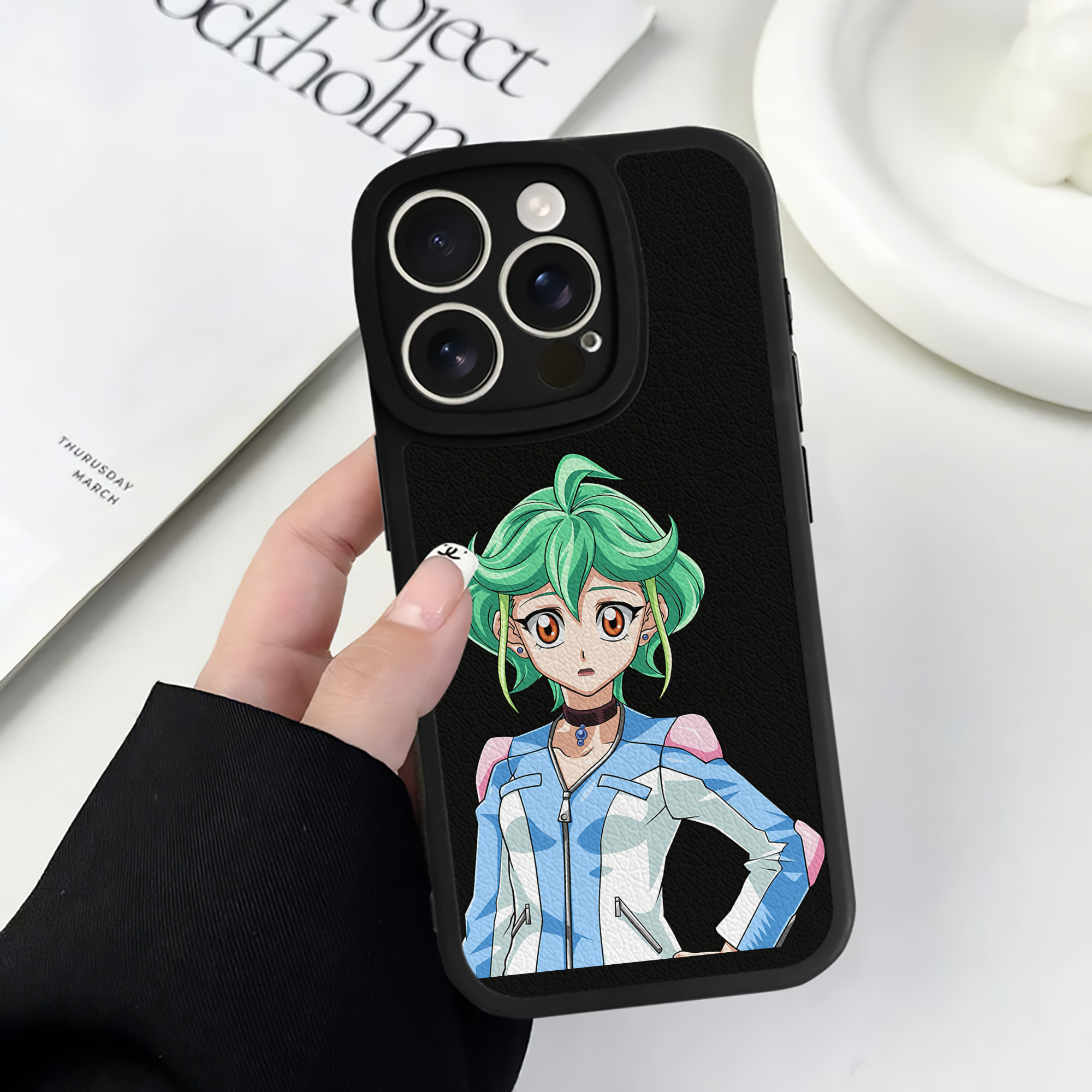 遊☆戯☆王 Yu-Gi-Oh! 【iPhone 16シリーズ対応】シリコンスマホケース（レザー調） 材質：シリコン